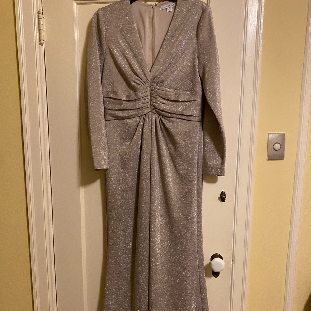 Kay Unger Kayla evening gown
